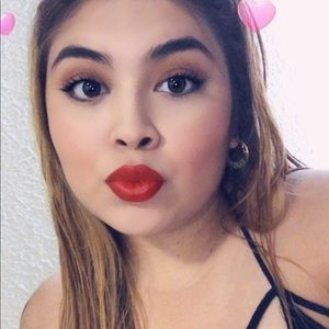 Meet your Posher, Bryana